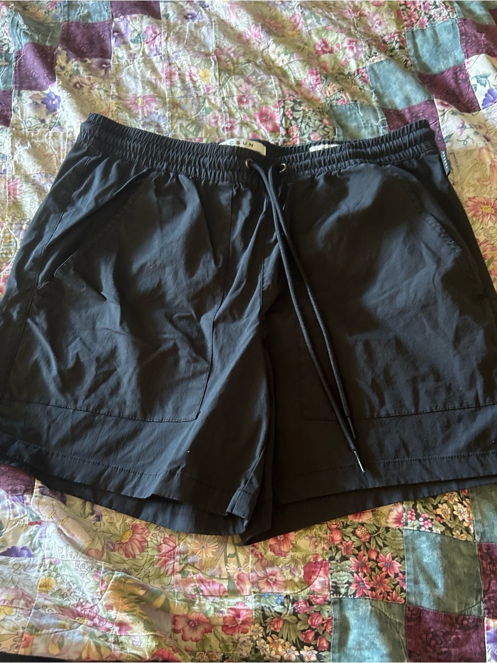 Men’s active shorts